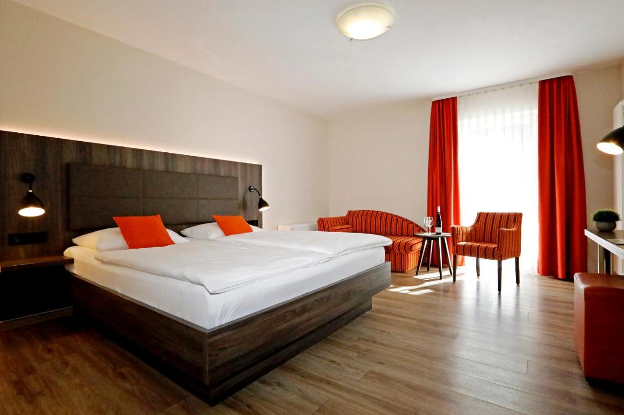 Landhotel Altes Wasserwerk Gbr Freinsheim Extérieur photo