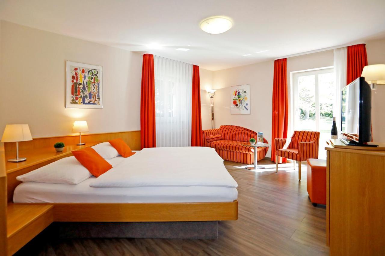 Landhotel Altes Wasserwerk Gbr Freinsheim Extérieur photo